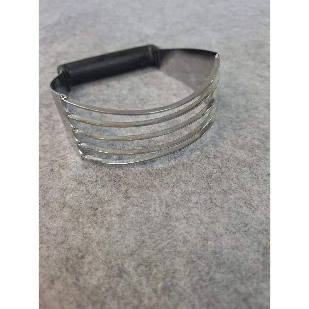 Vintage EKCO USA Dough Blender Pastry Cutter Plated Black Handle 5 Blade